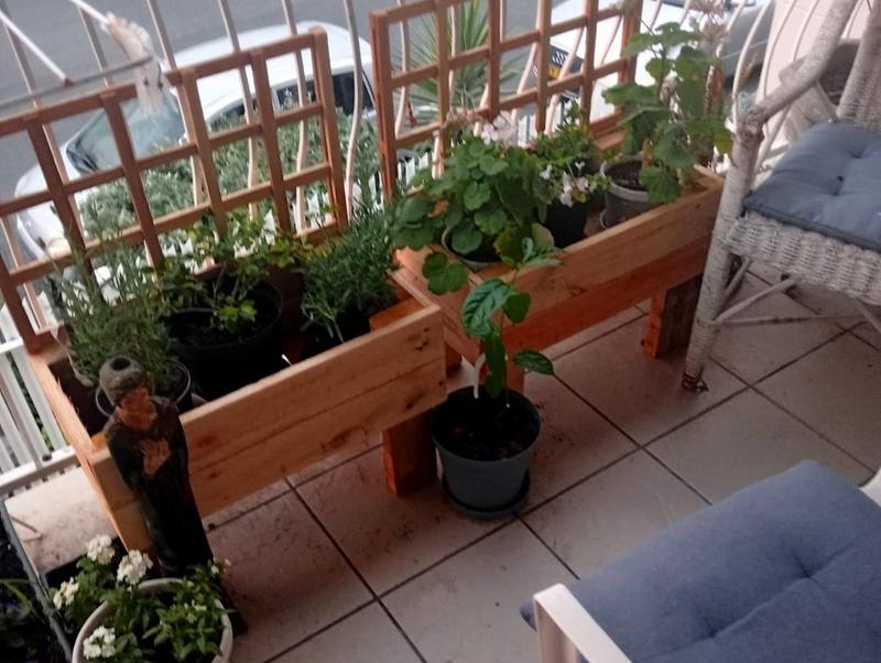 2 Bedroom Property for Sale in Gordons Bay Western Cape